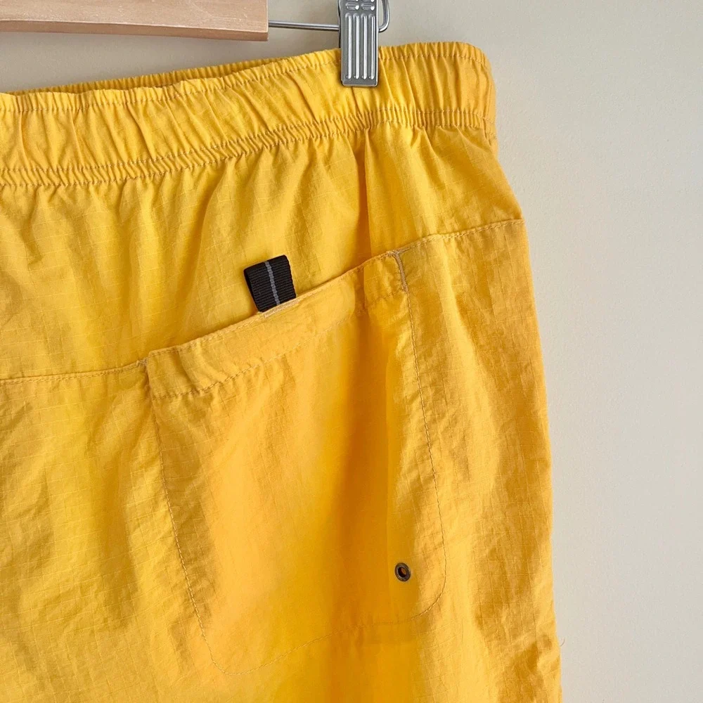 Vintage Nike Swim Trunks Men's Large Yellow Y2K Sportswear Beach Summer Ripstop